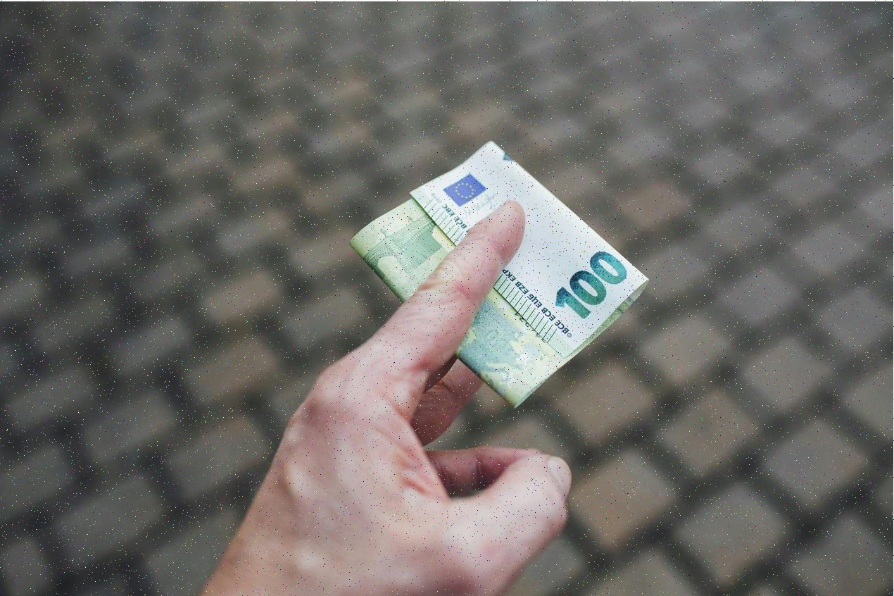 Panel legal y cumplimiento